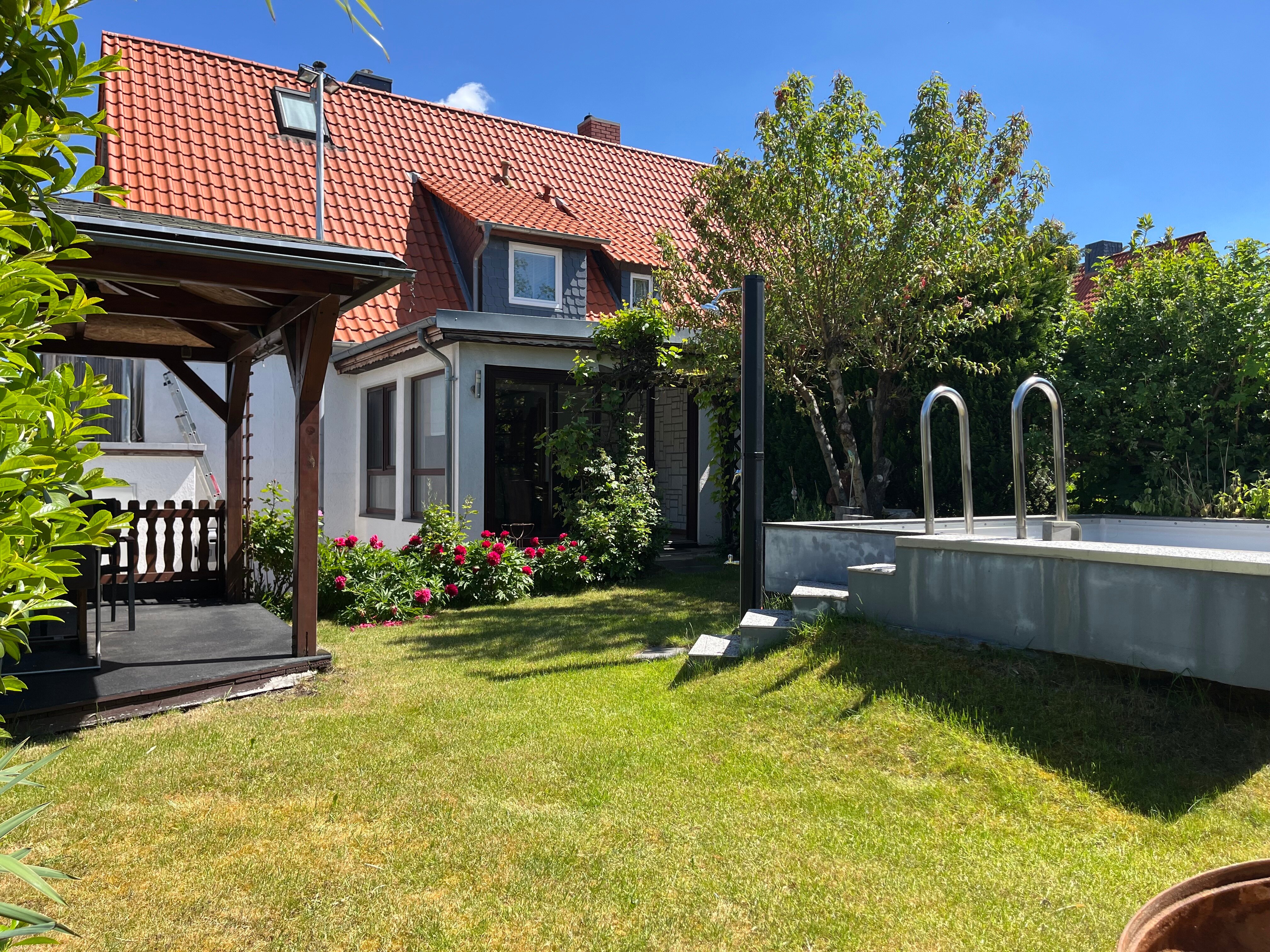 Doppelhaushälfte zum Kauf 299.000 € 3 Zimmer 94 m²<br/>Wohnfläche 376 m²<br/>Grundstück Wernigerode Wernigerode 38855