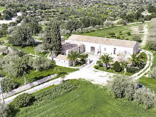 Haus zum Kauf 1.200.000 € 800 m² Modica 97015