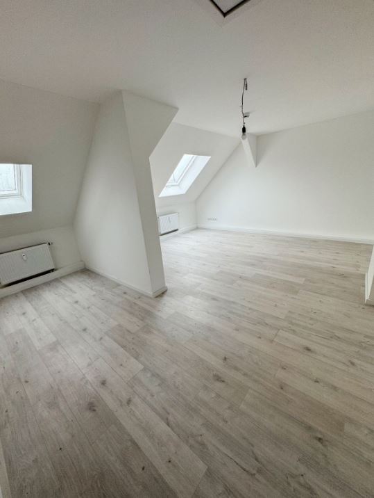 Wohnung zur Miete 690 € 2 Zimmer 77 m²<br/>Wohnfläche 3.<br/>Geschoss Jederitzer Straße 29 Rathenow Rathenow 14712