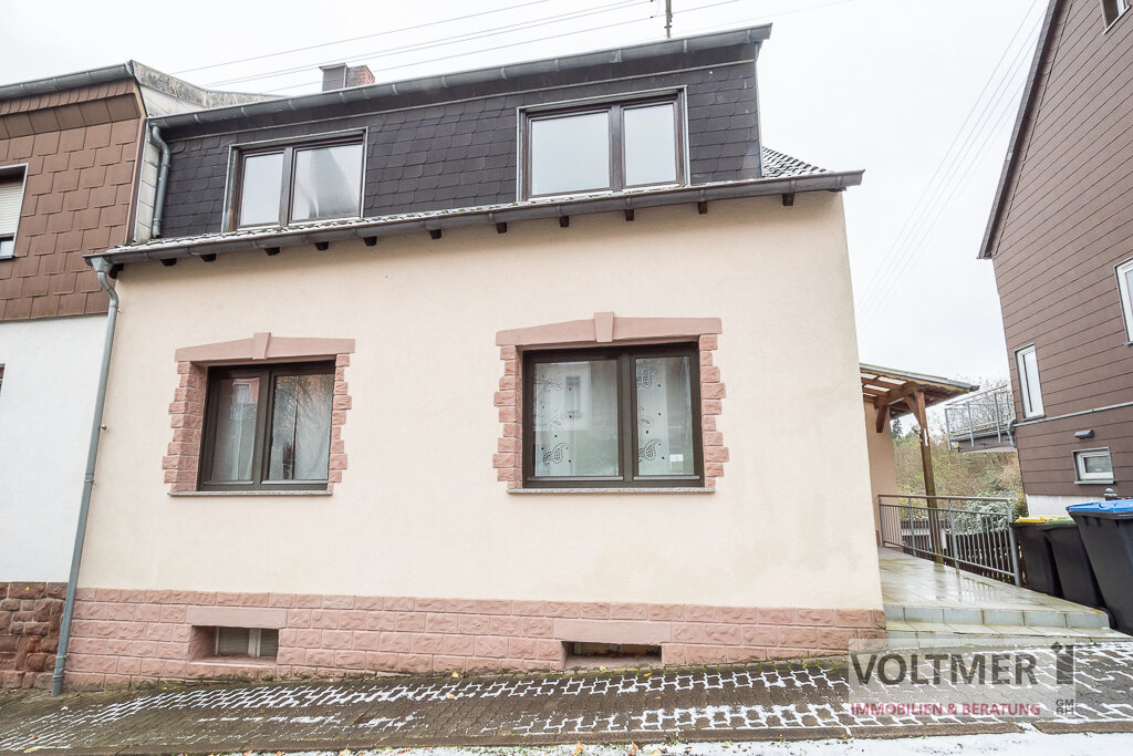 Einfamilienhaus zum Kauf 145.000 € 5,5 Zimmer 150 m²<br/>Wohnfläche 262 m²<br/>Grundstück Friedrichsthal Friedrichsthal 66299