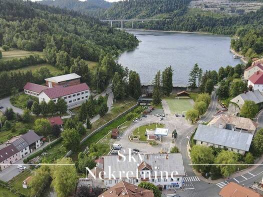 Wohn- und Gewerbegrundstück zum Kauf 90.000 € Fužine 51322