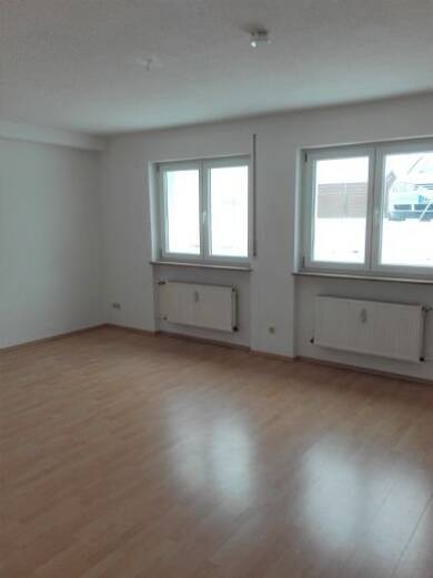 Wohnung zur Miete 660 € 3 Zimmer 70 m² Souterrain Zeckern Hemhofen 91334