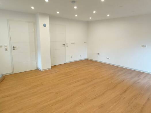 Terrassenwohnung zur Miete 585 € 1 Zimmer 45 m² Geschoss EG/2 frei ab 01.12.2026 Estenfeld Estenfeld 97230