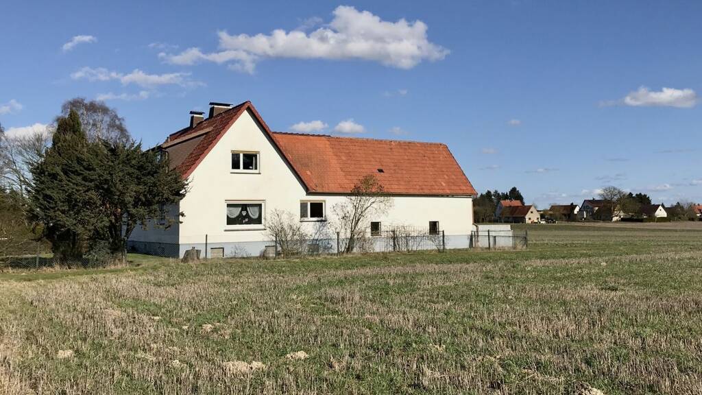 Einfamilienhaus zum Kauf 255.000 € 8 Zimmer 183 m² 15.915 m² Grundstück Hombergshausen Homberg (Efze) / Lengemannsau 34576