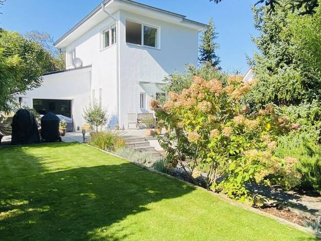 Villa zum Kauf provisionsfrei 940.000 € 2,5 Zimmer 165 m² 777 m² Grundstück Kierdorf Erftstadt 50374