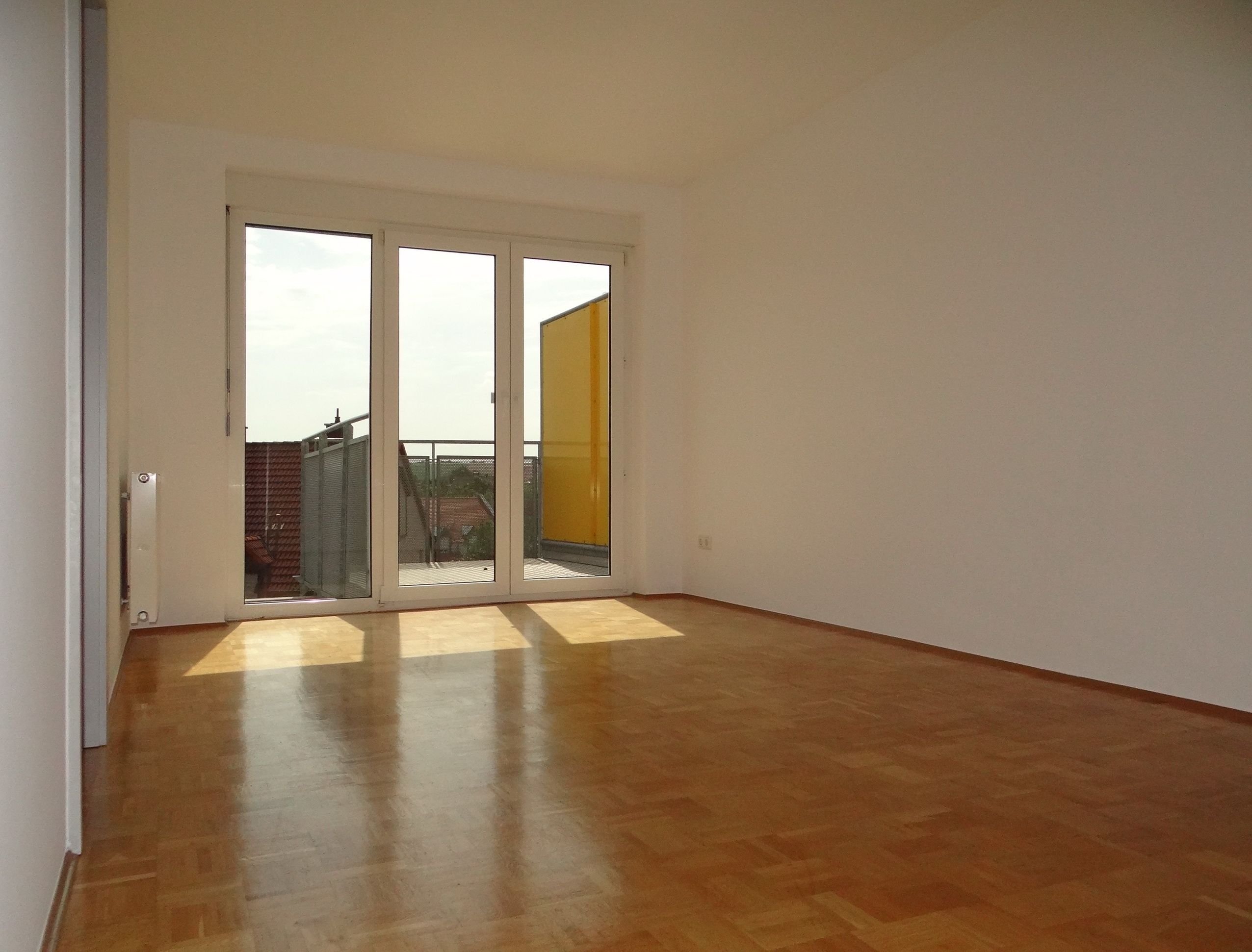 Wohnung zur Miete 680 € 2 Zimmer 50 m²<br/>Wohnfläche 2.<br/>Geschoss 15.10.2024<br/>Verfügbarkeit Elsa-Brandström-Straße 12 Gerbrunn 97218