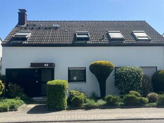 Einfamilienhaus zum Kauf 659.000 € 5,5 Zimmer 190 m² 320 m² Grundstück frei ab sofort Heusenstamm Heusenstamm 63150