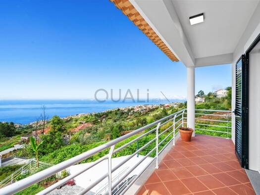 Haus zum Kauf 795.000 € 257 m² 565 m² Grundstück Ponta do Sol 9350