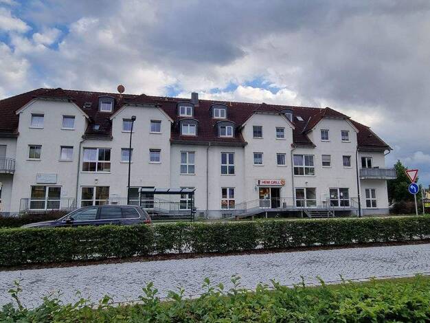 Wohnung zur Miete 596 € 3 Zimmer 74,6 m² 2. Geschoss frei ab 01.06.2026 Postplatz 7 a Plaue 99338