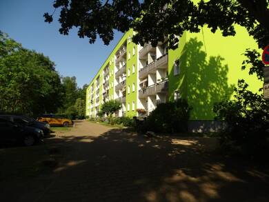 Wohnung zur Miete 404 € 4 Zimmer 67,9 m² 3. Geschoss frei ab 01.06.2025 Kantstraße 28 Mueßer Holz Schwerin 19063