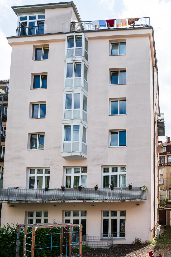 Wohnung zur Miete 350 € 1 Zimmer 29,2 m²<br/>Wohnfläche 3.<br/>Geschoss 01.02.2025<br/>Verfügbarkeit Hackstraße 13-15 Stöckach Stuttgart 70190