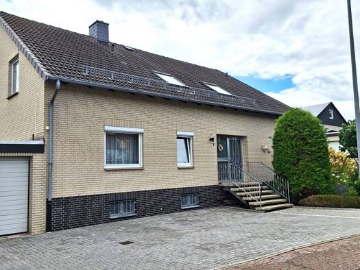 Mehrfamilienhaus zum Kauf 349.000 € 7 Zimmer 200 m² 649 m² Grundstück frei ab sofort Wendhausen Lehre 38165