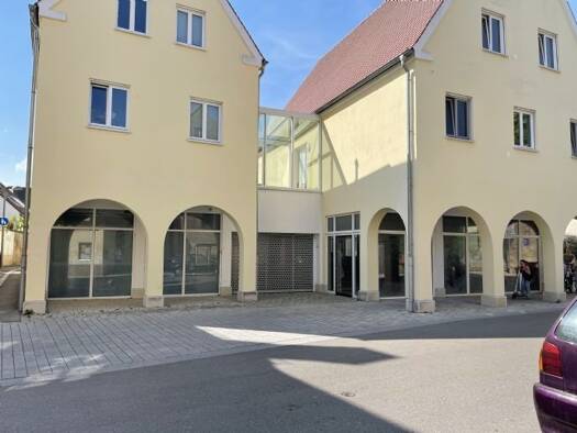 Laden zur Miete provisionsfrei 450 m² Verkaufsfläche Königstraße 4 Niederhofen Oettingen i.Bay. 86732