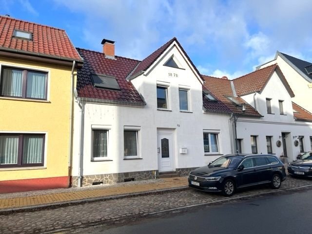 Einfamilienhaus zum Kauf 238.000 € 5 Zimmer 160 m²<br/>Wohnfläche 560 m²<br/>Grundstück Schweriner Viertel Güstrow 18273