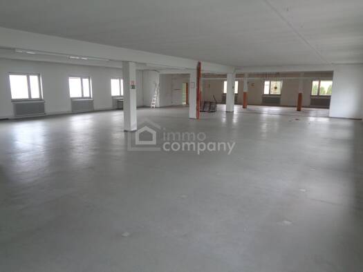 Mehrfamilienhaus zum Kauf 298.000 € 12 Zimmer 1.139 m² 1.554 m² Grundstück Waidhofen an der Thaya 3830