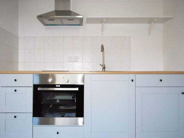 Studio zur Miete 410 € 1 Zimmer 29 m² 2. Geschoss frei ab 15.04.2026 Mitte Cottbus 03044