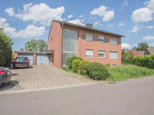 Mehrfamilienhaus zum Kauf 499.000 € 10 Zimmer 202 m² 566 m² Grundstück Kleinenbroich Korschenbroich 41352