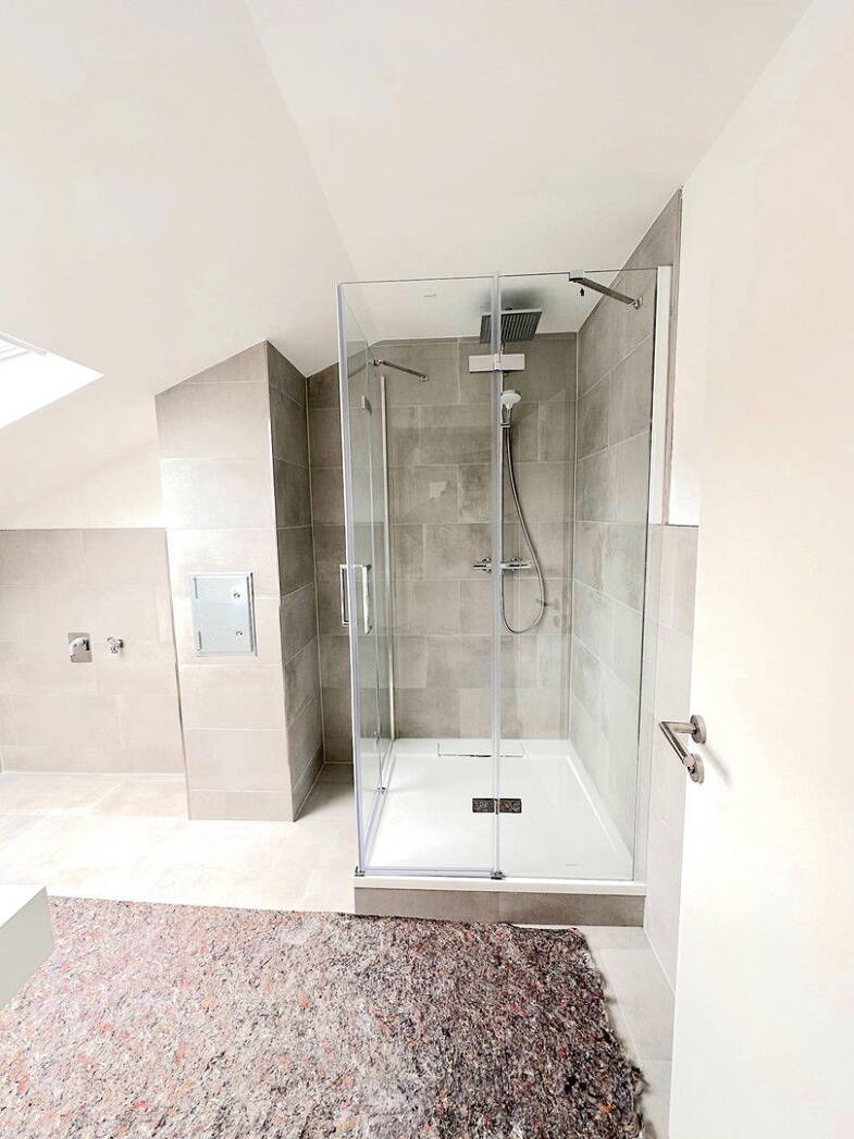 Wohnung zur Miete 900 € 3 Zimmer 67 m² Dachgeschoss, 4. Geschoss Hohenstaufenstr. 56 Nordstadt - Stadtviertel 081 Pforzheim 75177