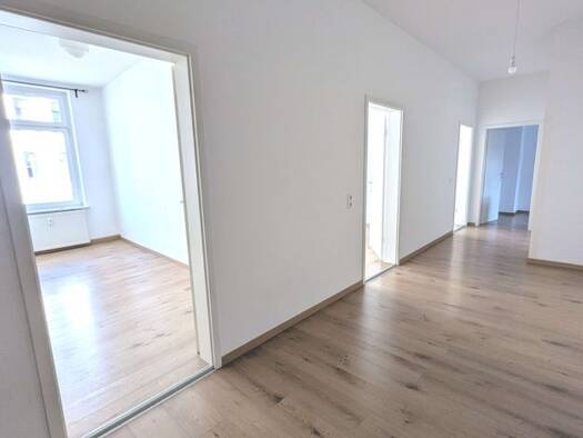 Wohnung zur Miete 799 € 3 Zimmer 88 m² Geschoss 2/4 frei ab 01.12.2026 Reichpietschstraße 27 Reudnitz-Thonberg Leipzig 04317