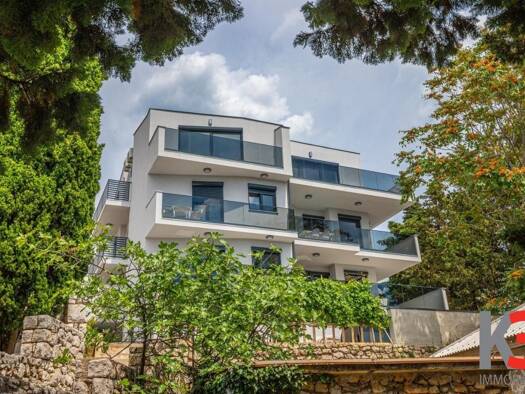 Haus zum Kauf 1.350.000 € 8 Zimmer 430 m² Crikvenica 0