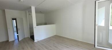Wohnung zur Miete 257 € 3 Zimmer 56 m² 1. Geschoss frei ab sofort Friesenweg 114 Chrieschwitz Plauen 08529