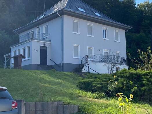 Wohnung zur Miete 700 € 3 Zimmer 100 m² Geschoss 1/1 frei ab sofort Kaiserstraße 236 Scheidt Saarbrücken 66133