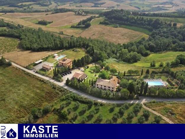 Haus zum Kauf 1.550.000 € 15 Zimmer 600 m² 21.500 m² Grundstück Montelopio 56037