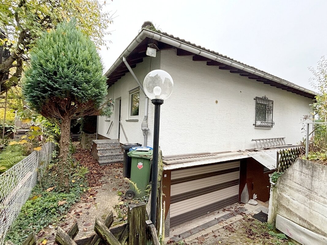 Bungalow zum Kauf 359.000 € 5 Zimmer 107 m²<br/>Wohnfläche 302 m²<br/>Grundstück ab sofort<br/>Verfügbarkeit Nieder-Ramstadt Mühltal 64367