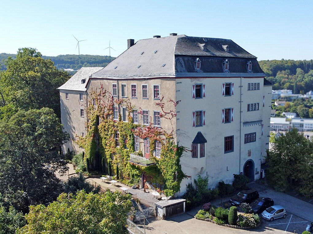 Immobilie zum Kauf 2.389.000 € 1.690 m²<br/>Fläche 20.172 m²<br/>Grundstück Westerburg Westerburg 56457