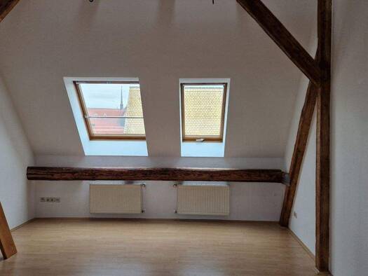 Wohnung zur Miete 275 € 1,5 Zimmer 35 m² 2. Geschoss frei ab sofort Erdmannsdorffstraße 71 Wörlitz Oranienbaum-Wörlitz 06785