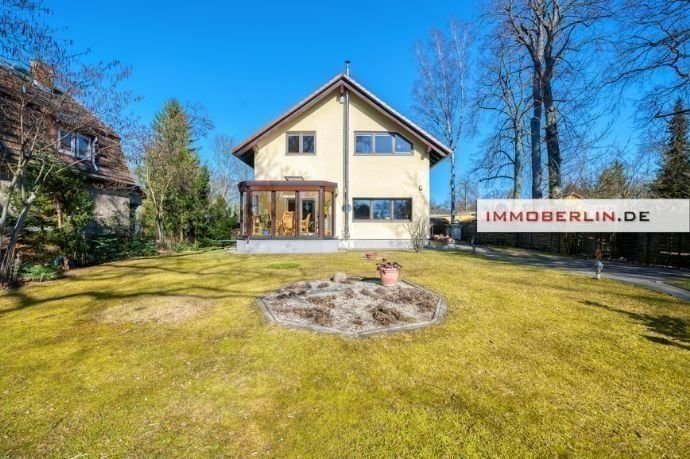 Einfamilienhaus zum Kauf 949.000 € 6 Zimmer 186 m²<br/>Wohnfläche 1.057 m²<br/>Grundstück ab sofort<br/>Verfügbarkeit Biesdorf Berlin 12683