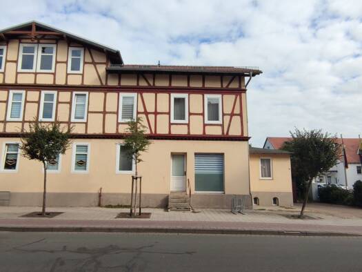 Einfamilienhaus zum Kauf 124.900 € 7 Zimmer 172 m² 435 m² Grundstück frei ab sofort Bismarckstraße 1 Tangerhütte Tangerhütte 39517