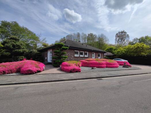 Bungalow zum Kauf 598.000 € 5 Zimmer 126 m² 1.098 m² Grundstück Vinkrath Grefrath 47929