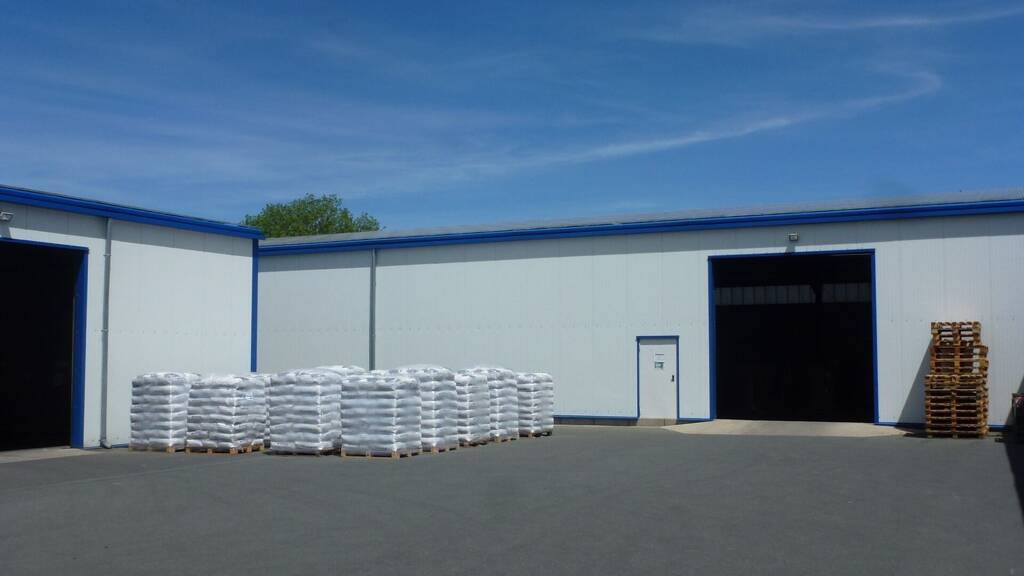 Lagerhalle zur Miete 3 € 1.370 m² Lagerfläche Oberkotzau 95145