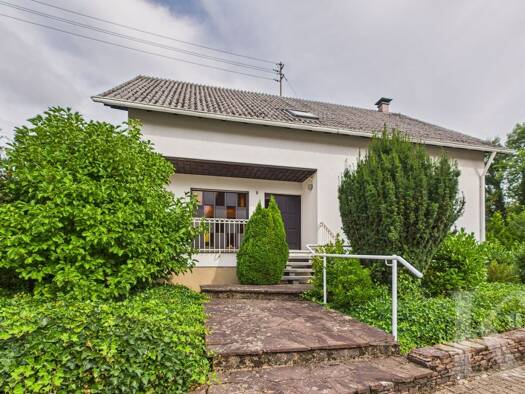 Einfamilienhaus zum Kauf 320.000 € 7 Zimmer 193,7 m² 3.787 m² Grundstück Schmelz 66839