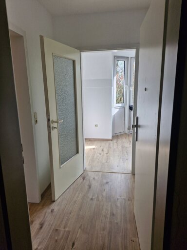 Wohnung zur Miete 850 € 2 Zimmer 47,2 m² 4. Geschoss frei ab sofort Takustraße 95 Neuehrenfeld Köln 50825