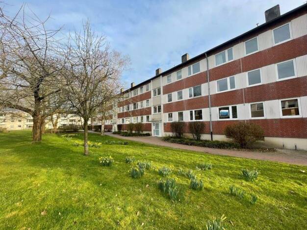 Wohnung zum Kauf provisionsfrei 179.000 € 2,5 Zimmer 72,1 m² EG Charles-Roß-Ring 56 Wik Kiel 24106