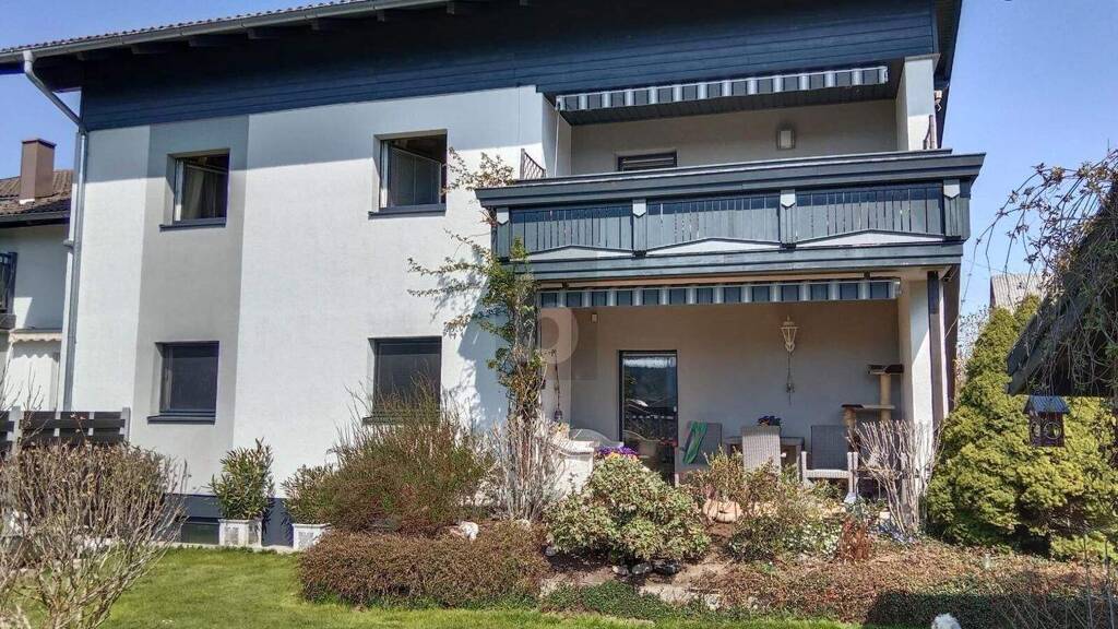 Einfamilienhaus zum Kauf 800.000 € 7 Zimmer 210 m² 833 m² Grundstück Perwang am Grabensee 5166