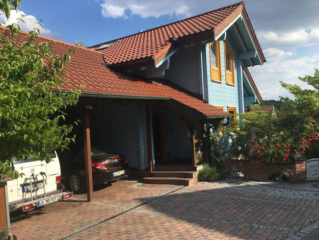 Einfamilienhaus zum Kauf provisionsfrei 980.000 € 8 Zimmer 238 m² 1.108 m² Grundstück Landshut 84028