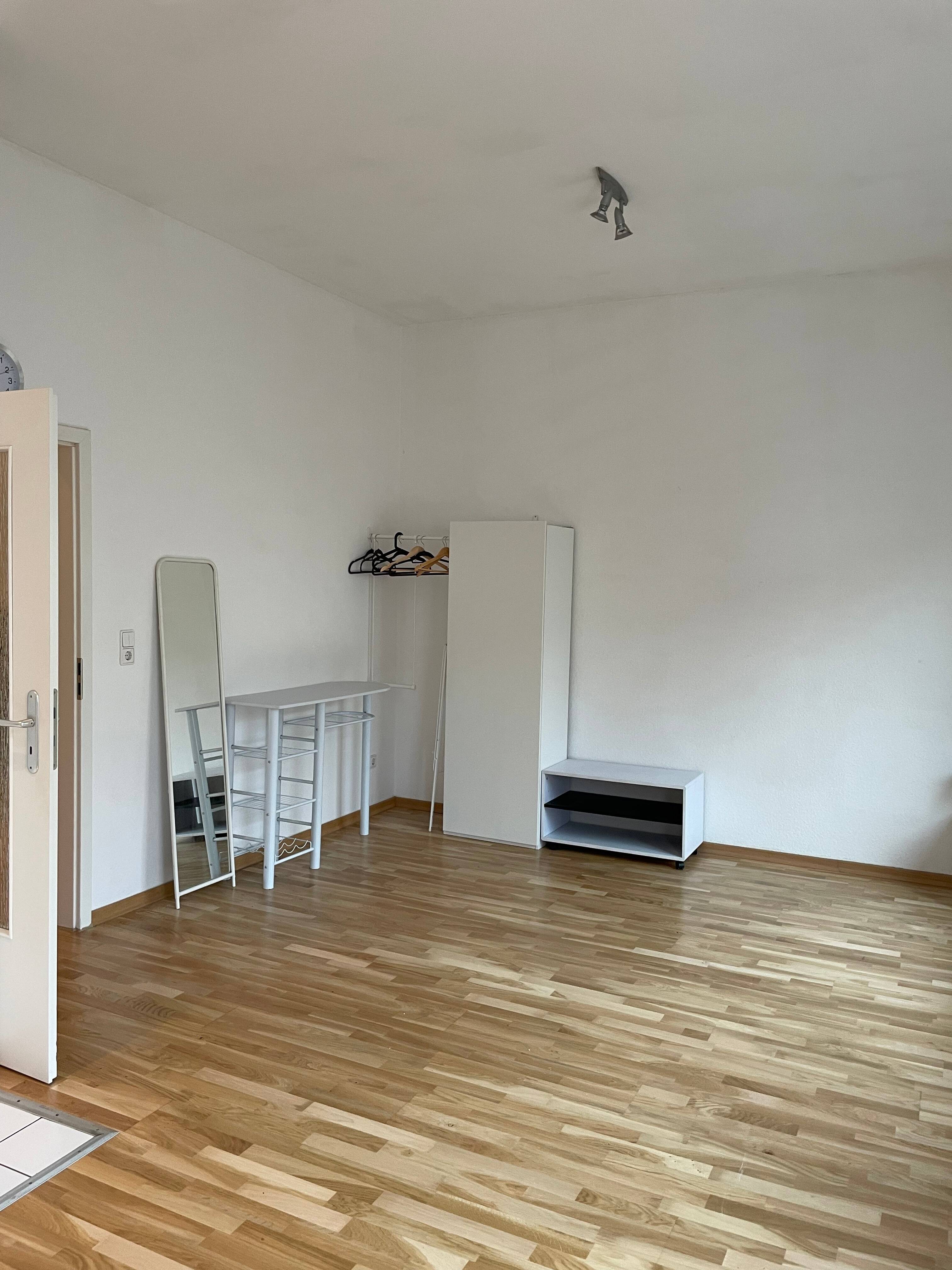 Property thumbnail 6