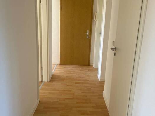 Wohnung zur Miete 550 € 6 Zimmer 107,2 m² 4. Geschoss Weißenfelser Straße 23 Langendorf Weißenfels 06667