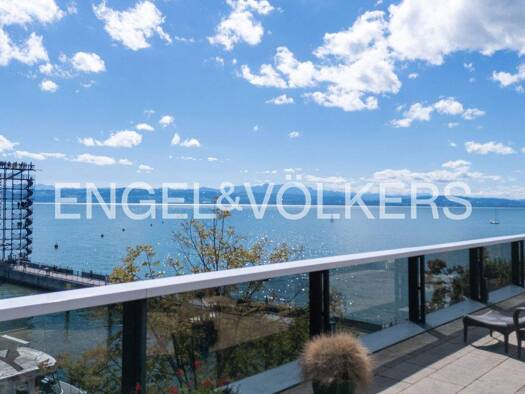 Penthouse zum Kauf 2.650.000 € 5,5 Zimmer 334 m² 3. Geschoss Friedrichshafen 88045