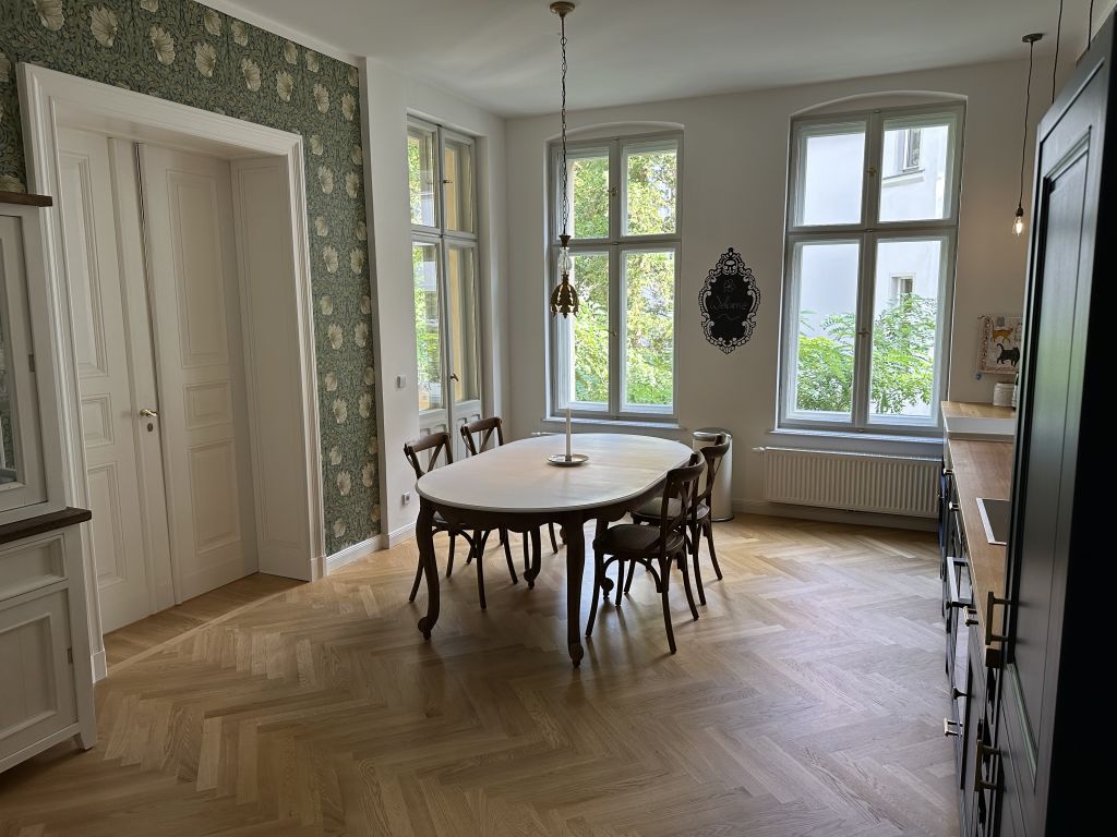 Wohnung zur Miete Wohnen auf Zeit 2.090 € 2 Zimmer 76 m²<br/>Wohnfläche ab sofort<br/>Verfügbarkeit Hohenzollernstraße Zehlendorf Berlin 14163