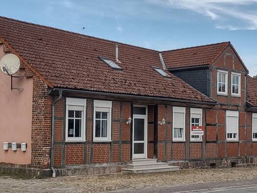 Wohnung zur Miete 300 € 3 Zimmer 66 m² Geschoss EG/2 frei ab sofort Vitzke Kuhfelde 29416