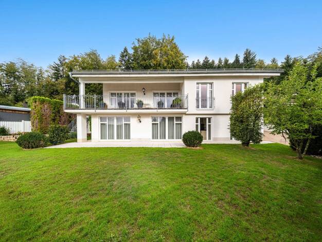 Einfamilienhaus zum Kauf 9 Zimmer 350 m² 935 m² Grundstück Eisenburg Memmingen 87700