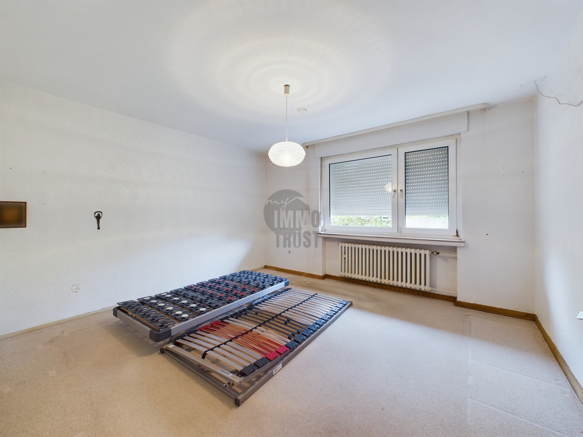 Mehrfamilienhaus zum Kauf 349.900 € 10 Zimmer 189 m²<br/>Wohnfläche 523 m²<br/>Grundstück Halle Halle 33790