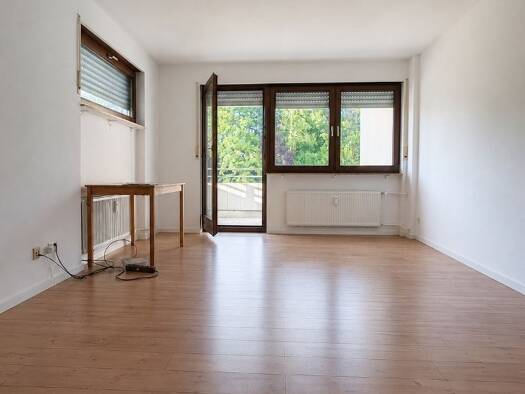 Wohnung zur Miete 700 € 1 Zimmer 42 m² Geschoss 1/6 frei ab sofort Winterlinger Weg 15 Möhringen Möhringen 70567