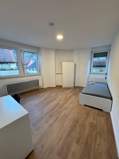 Wohnung zur Miete 430 € 1 Zimmer 15 m² frei ab sofort Bahnhofstr. 2 Zell Zell 79669