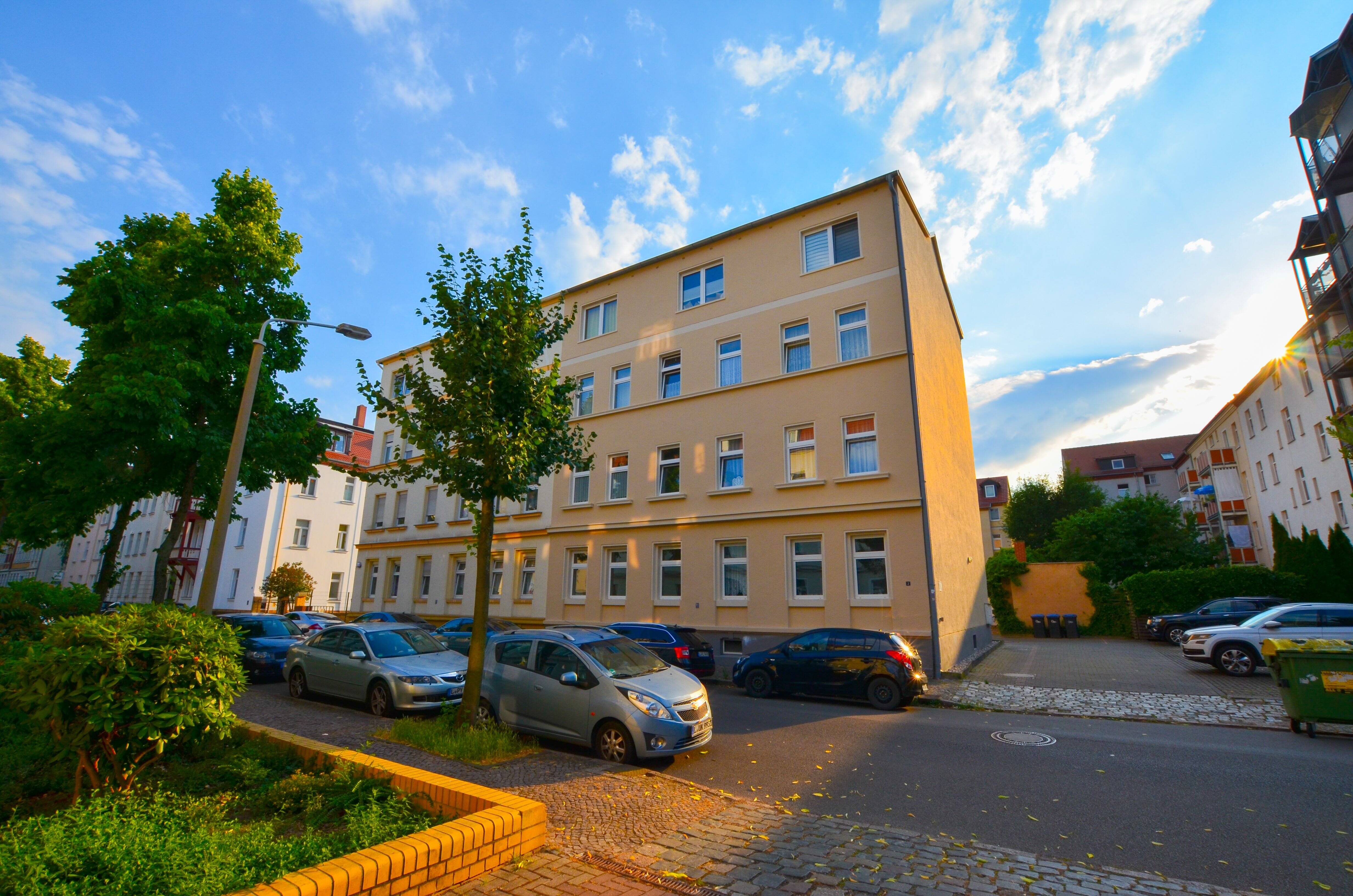 Property thumbnail 3