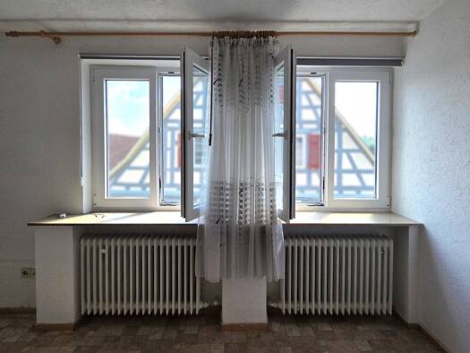 Wohnung zum Kauf 199.000 € 4,5 Zimmer 76 m² 2. Geschoss Vaihingen an der Enz Vaihingen an der Enz 71665
